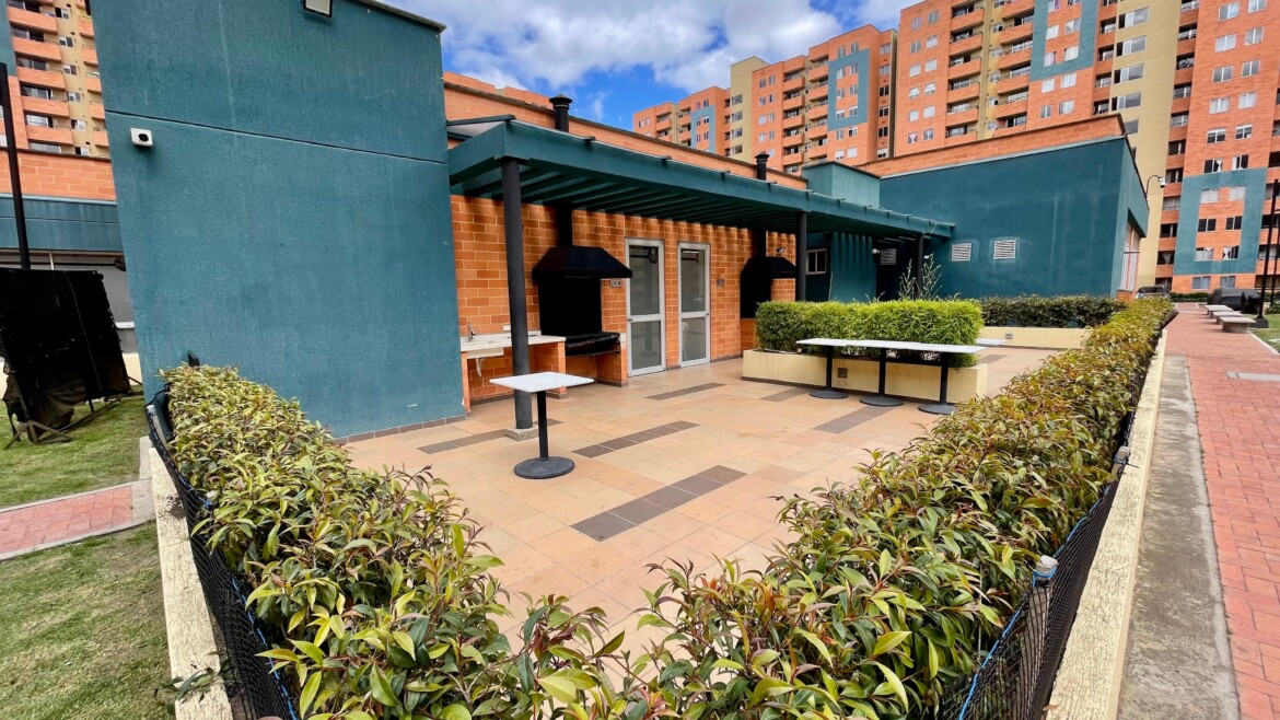 SE VENDE APARTAMENTO EN MADRID CUNDINAMARCA