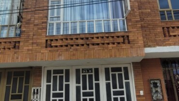 SE VENDE HERMOSA CASA DE 4 PISOS EN SUBA VILLA ELISA CALLE 132C #94B-39