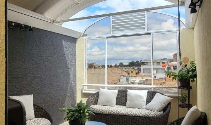 SE VENDE HERMOSA CASA DE 4 PISOS EN SUBA VILLA ELISA CALLE 132C #94B-39