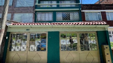 SE VENDE CASA EN LA PRIMERA puente aranda