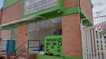 CASA EN VENTA – CONJ. RESIDENCIAL TUNAL CENTRAL 🏡 Casa de 3 pisos con excelente ubicación y fácil acceso a vías principales.
